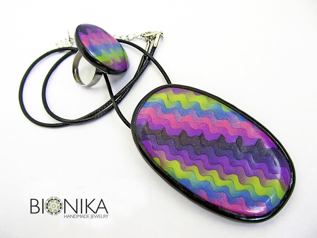 Geometric jewelry set Multicoloured Striped pendant Large round ring Neon Modern - 其他 - 粘土 多色