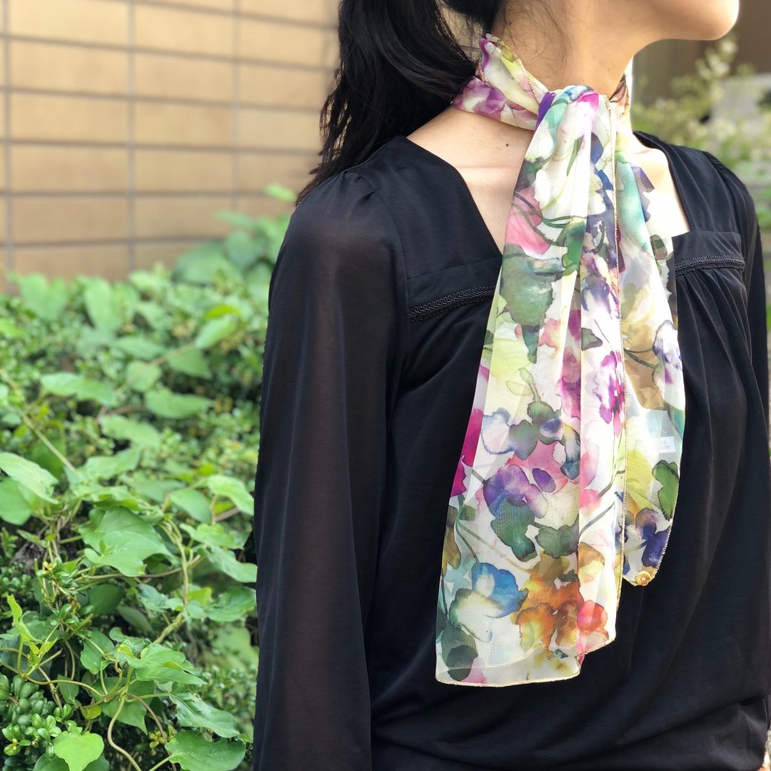 Ballett 柔美玫瑰印花雪纺迷你丝巾 日本制造 可在家水洗 - 丝巾 - 聚酯纤维 黄色