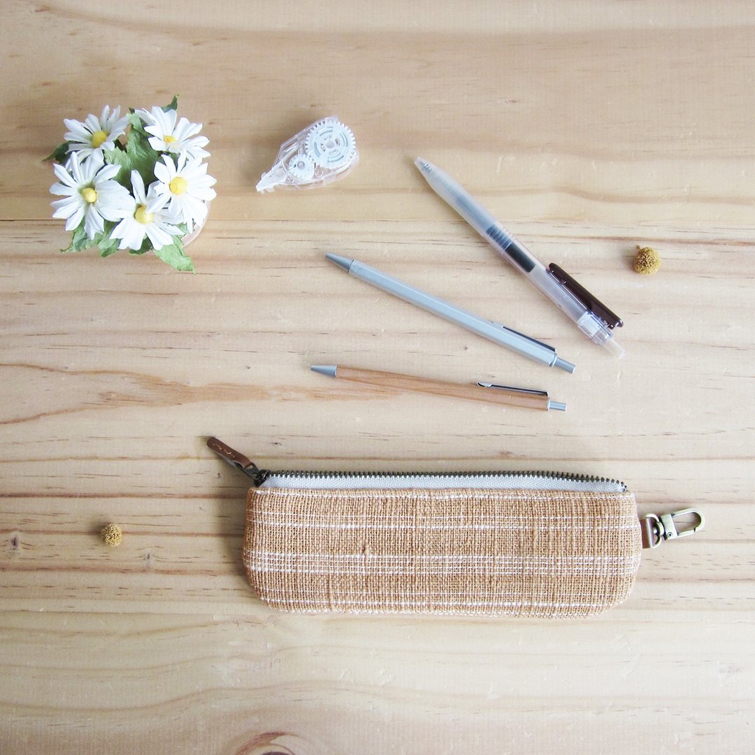 Pencil Cases Hand Woven and Botanical Dyed Cotton Natural-Tan Color - 化妆包/杂物包 - 棉 橘色