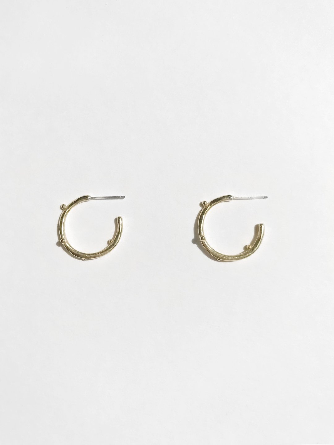 Bubble Hoop Earring-M 泡泡单圈耳环(中) - 耳环/耳夹 - 纯银 银色