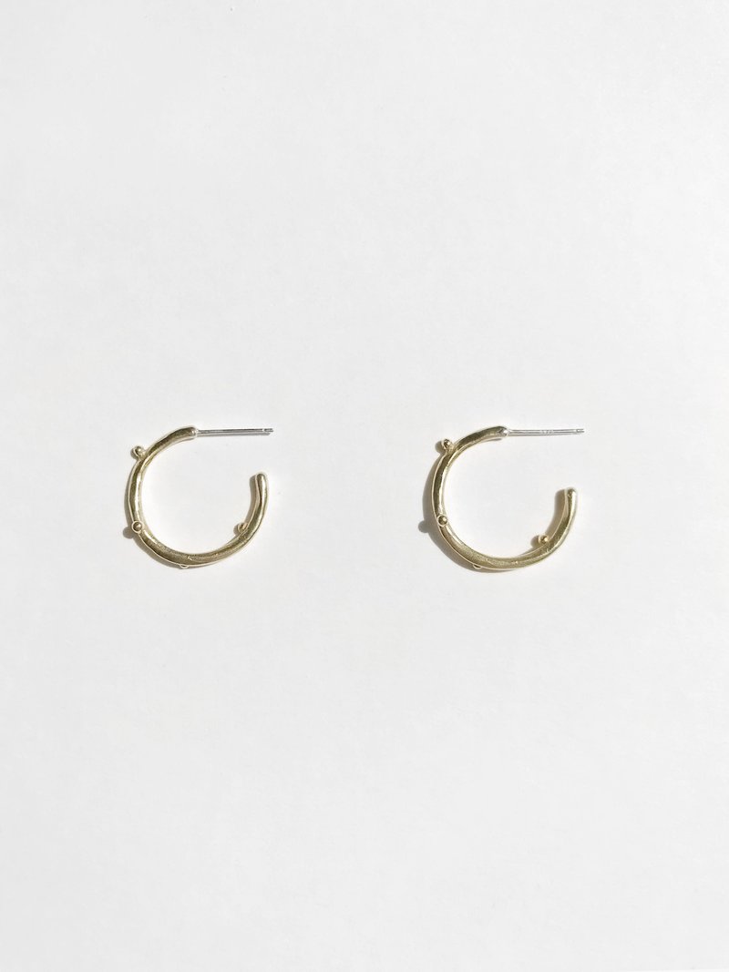 Bubble Hoop Earring-M 泡泡单圈耳环(中) - 耳环/耳夹 - 纯银 银色