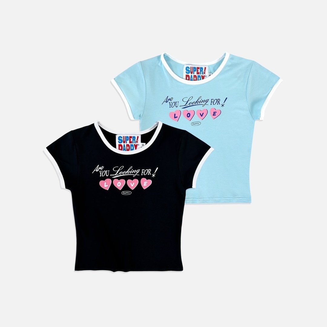 SUPERDADDY | Looking For Love Baby Tee 甜美可爱的 Baby Tee 上衣 - 女装 T 恤 - 其他材质 
