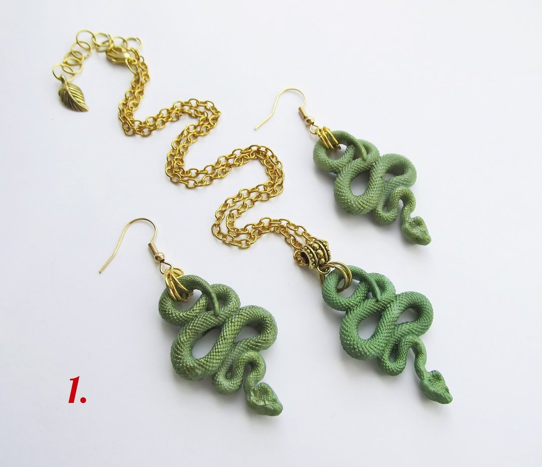 Green snake jewelry set Earrings Pendant snake Python clay Witch Animal jewelry - 项链 - 粘土 绿色
