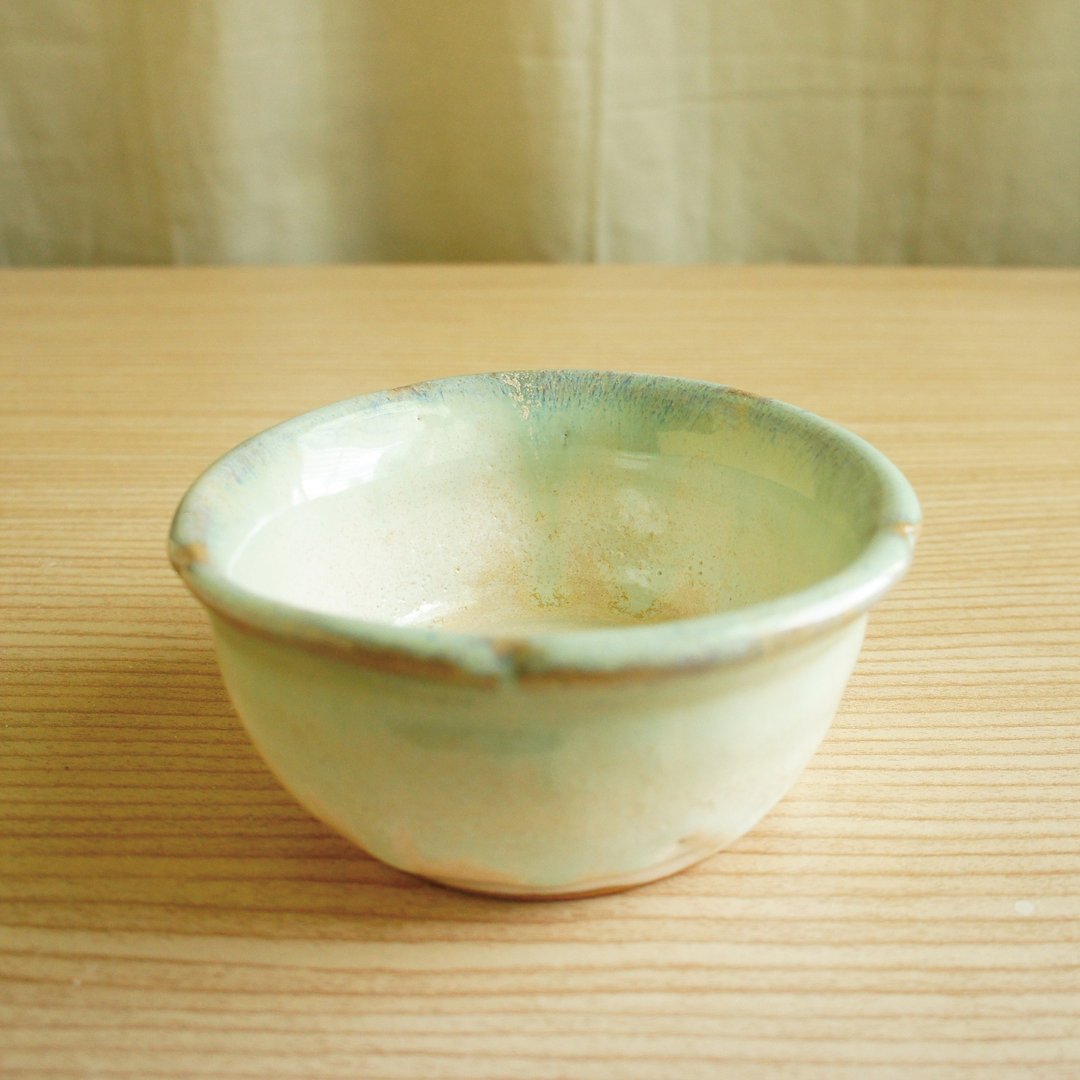 Lovely手作陶瓷【春绿食碗、渐层浅绿】 - 碗 - 陶 绿色
