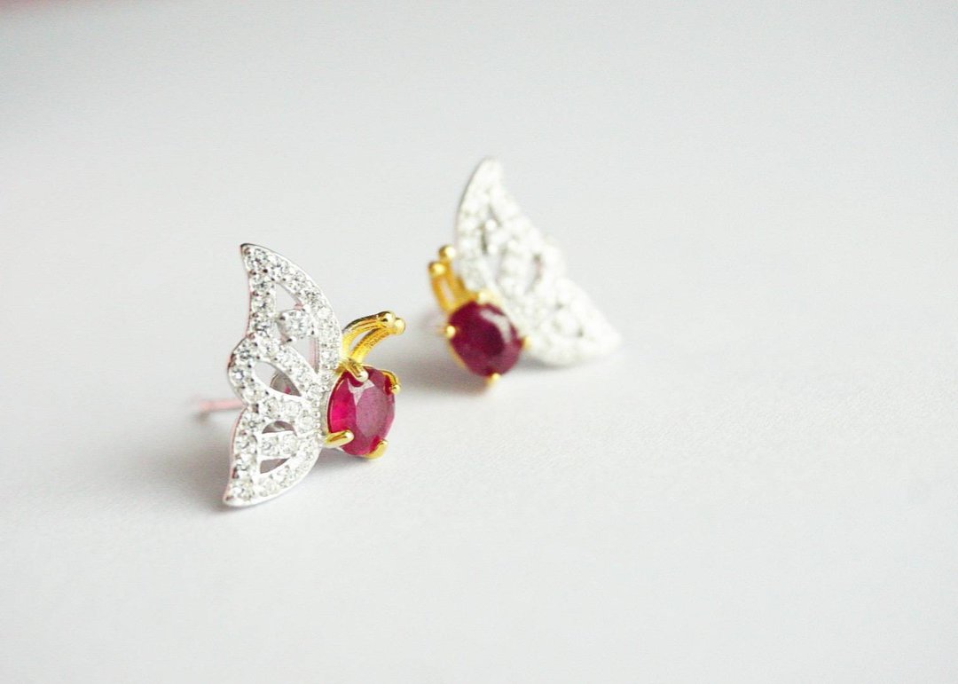 Stud Earrings Natural Ruby Silver, Butterfly Earrings - 耳环/耳夹 - 纯银 红色