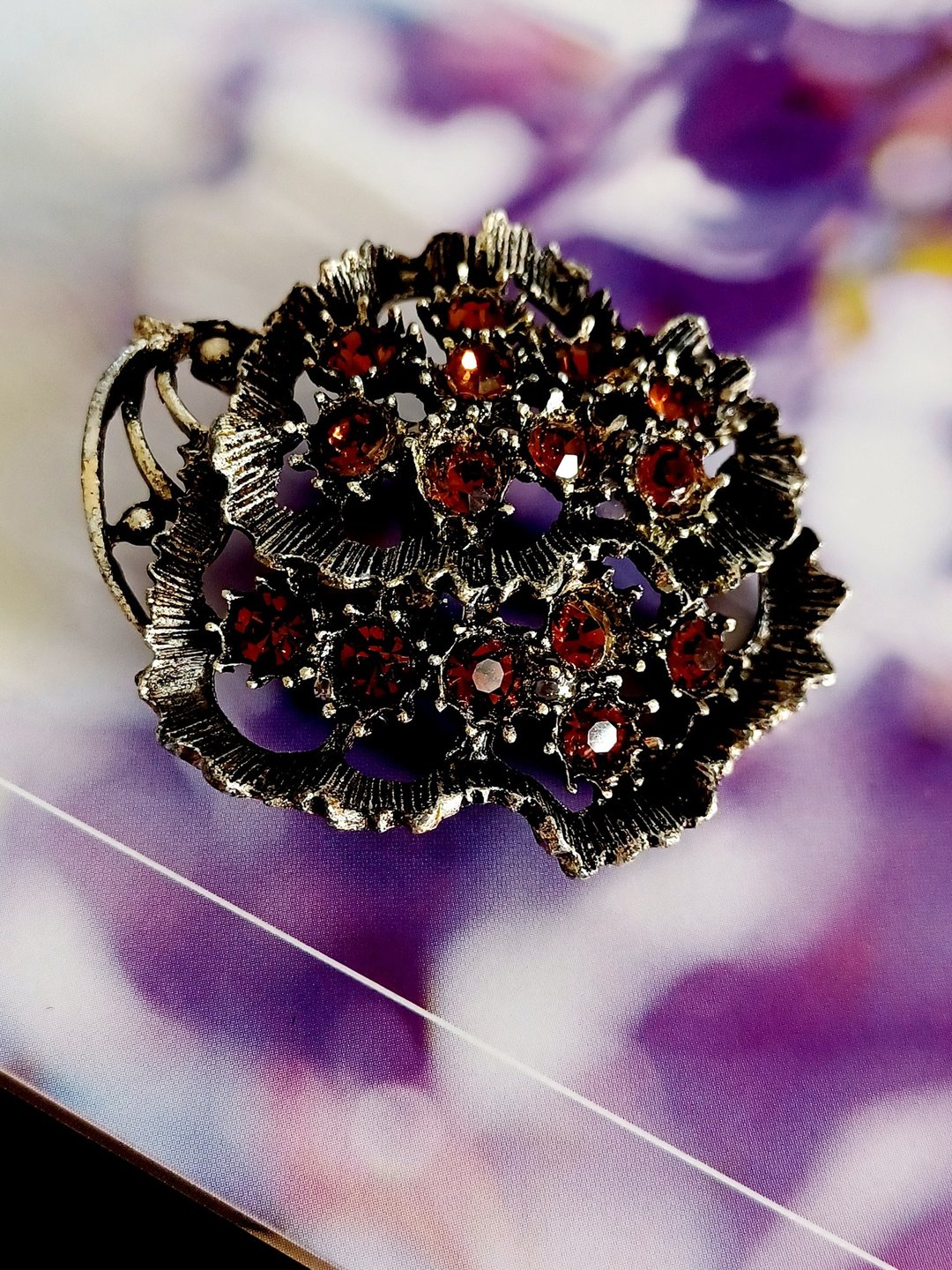 vintage jewelry  典雅古铜色调艺术莱茵花卉 胸针 别针 - 胸针 - 其他金属 