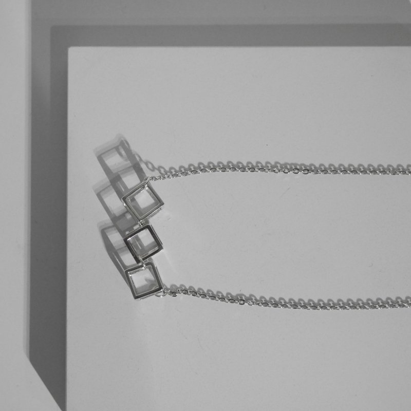 925纯银3D 立方体吊咀横款颈链项链 情人节纪念礼物 | 正方型 - 颈链 - 其他金属 银色