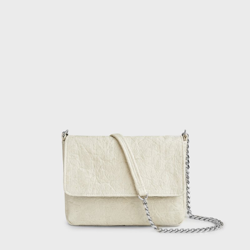 【英国制造】RIKA链条斜背包 - 米白色 (环保凤梨叶纤维植物皮革) - 侧背包/斜挎包 - 环保材料 白色