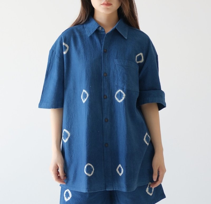 【棉質手工蓝染】中性寬鬆雙色衬衫 - 女装衬衫 - 棉．麻 蓝色