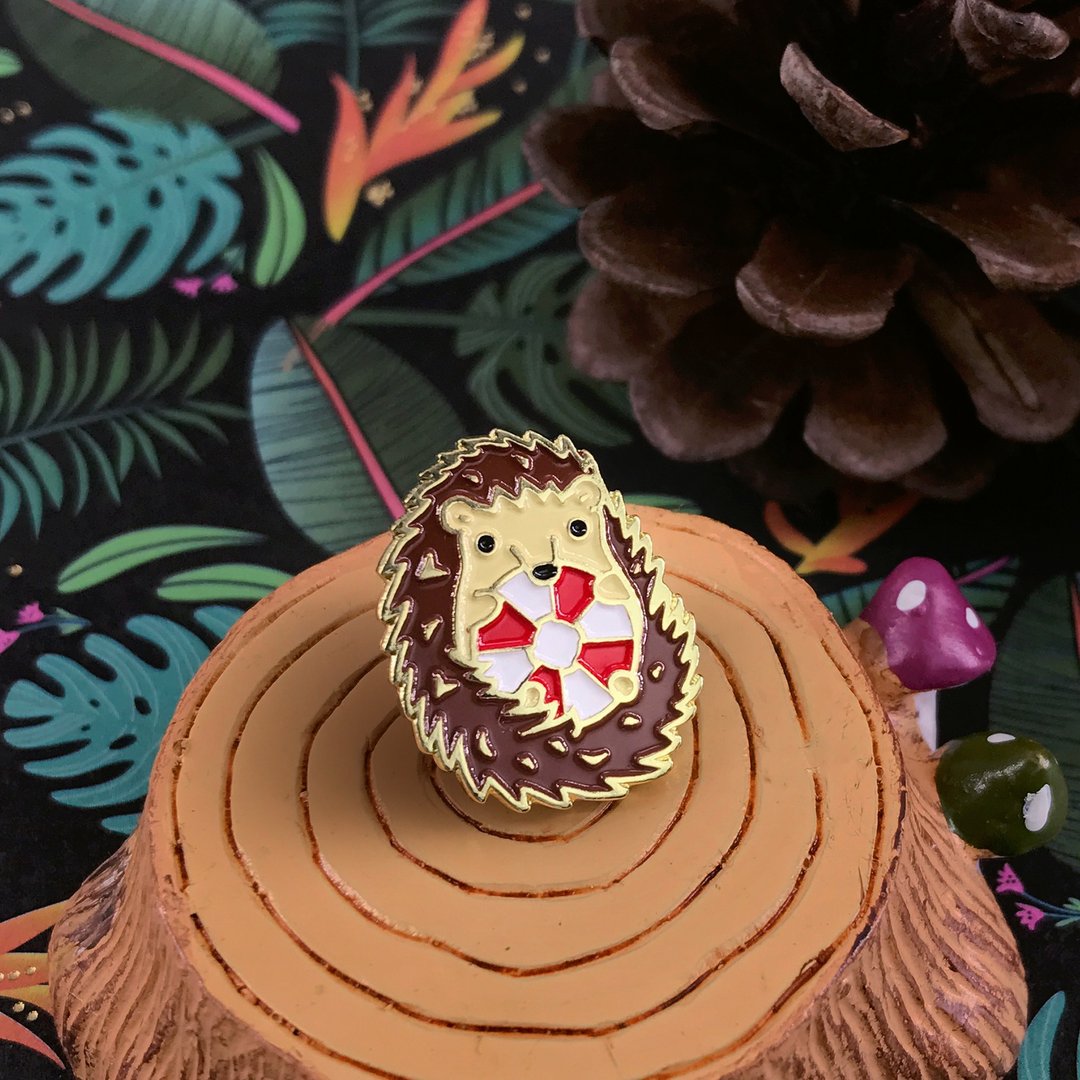 刺猬救生员胸针 - 胸针 - 其他金属 咖啡色