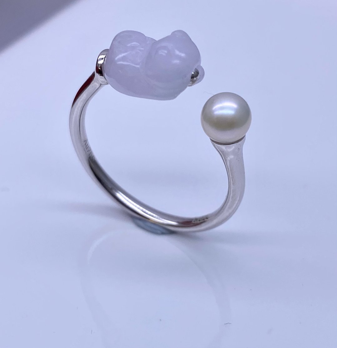 期间限定- 18K白金白冰小猫翡翠戒指配珍珠 - 戒指 - 宝石 