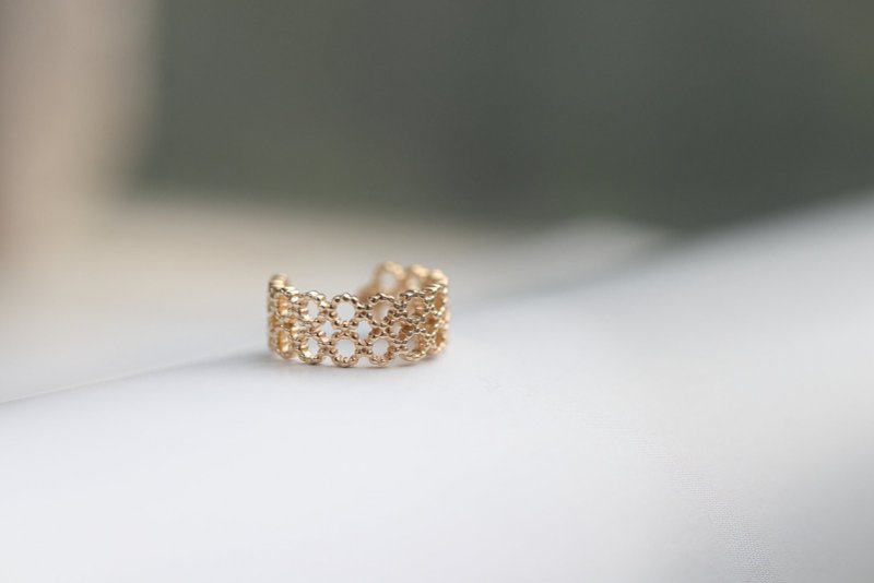 纯14K Retro Sculpture Cuff 复古雕刻耳夹耳环(单个) - 耳环/耳夹 - 贵金属 金色