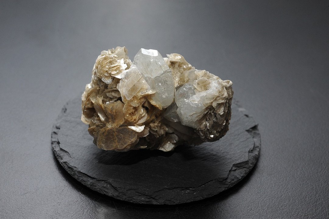 海蓝宝(Aquamarine) 矿石/水晶/灵修/开运/平衡 - 摆饰 - 水晶 