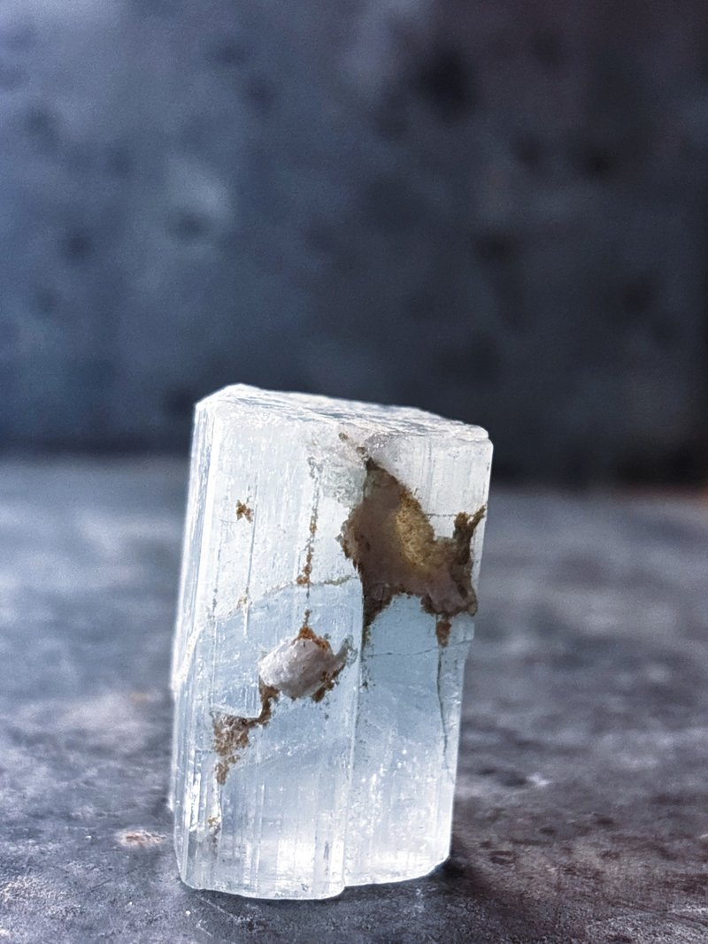 巴基斯坦 海蓝宝 共生 原矿原石 喉轮 - 摆饰 - 宝石 