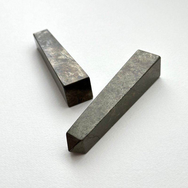 【原石|强大能量守护系】黄铁矿四角方水晶柱 办公室家中疗愈摆设 - 摆饰 - 水晶 卡其色