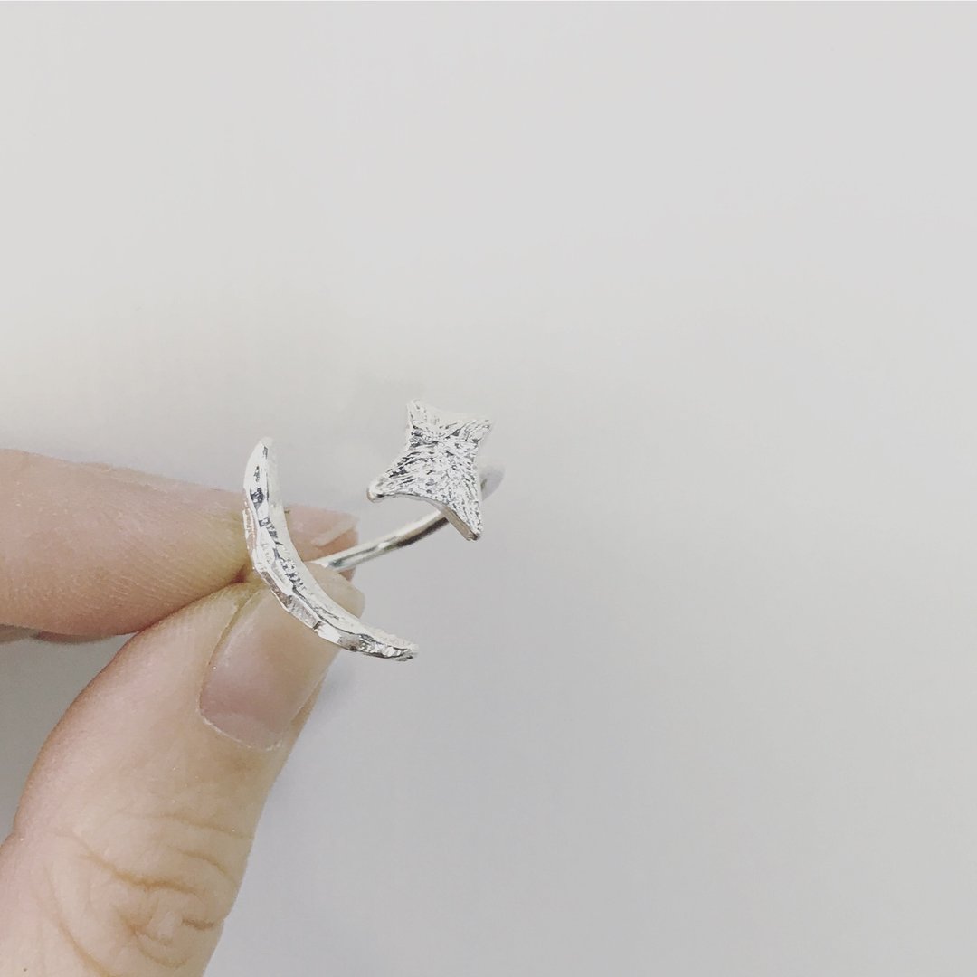 星与月戒指 Moon and star Ring 925纯银 - 戒指 - 其他金属 银色