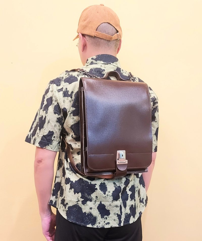 捷克公发深巧克力色防 水皮革手提肩背公文包 可放13寸笔电包 - 公文包/医生包 - 其他材质 咖啡色