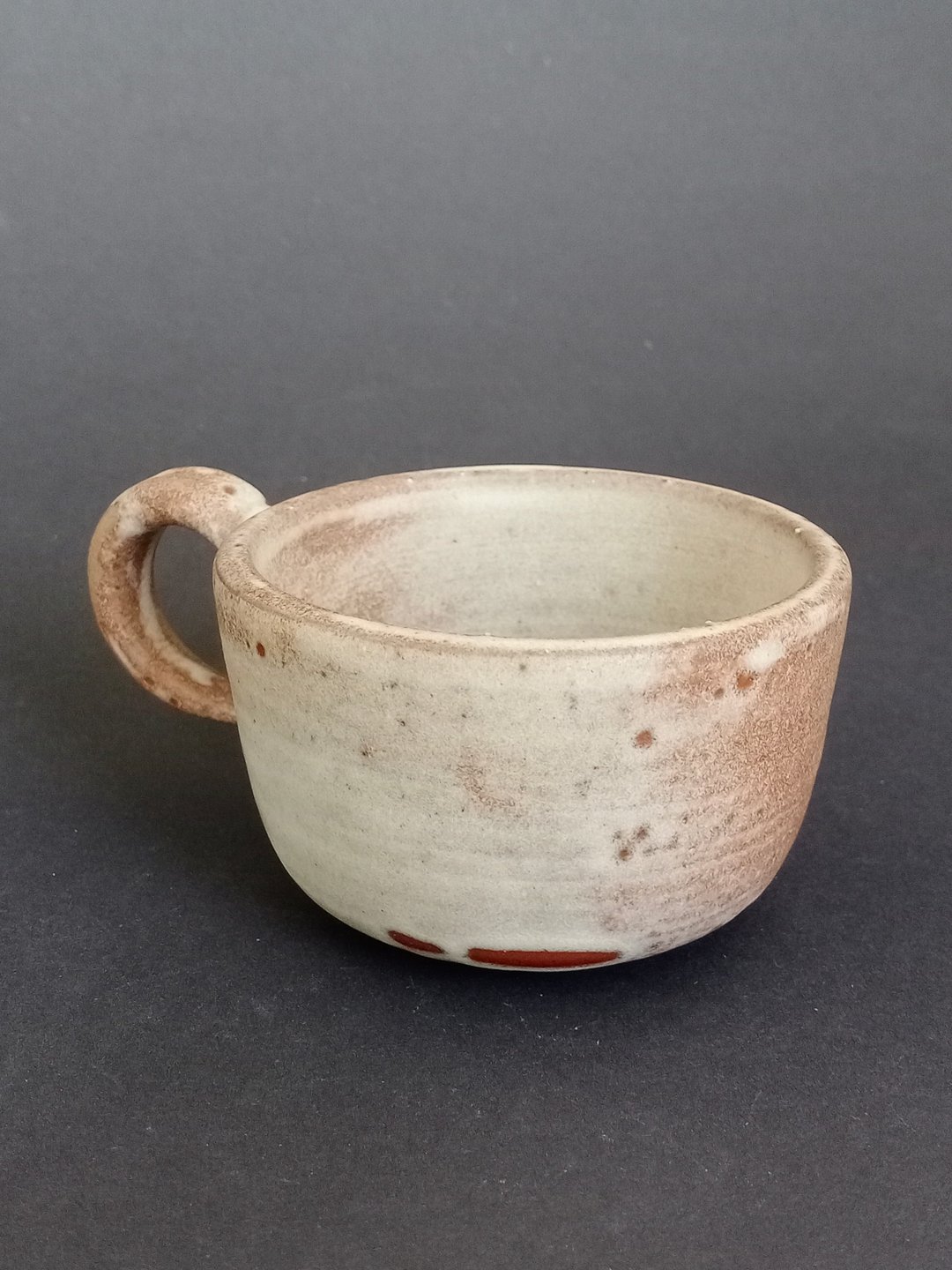 手作杯子_乳白陶器_ 咖啡杯 / 马克杯 - 咖啡杯/马克杯 - 陶 