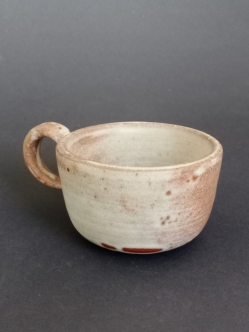 手作杯子_乳白陶器_ 咖啡杯 / 马克杯 - 咖啡杯/马克杯 - 陶 