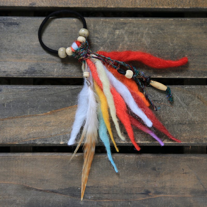 Autumn / winter limited knit rubber decoration - 发饰 - 其他材质 多色