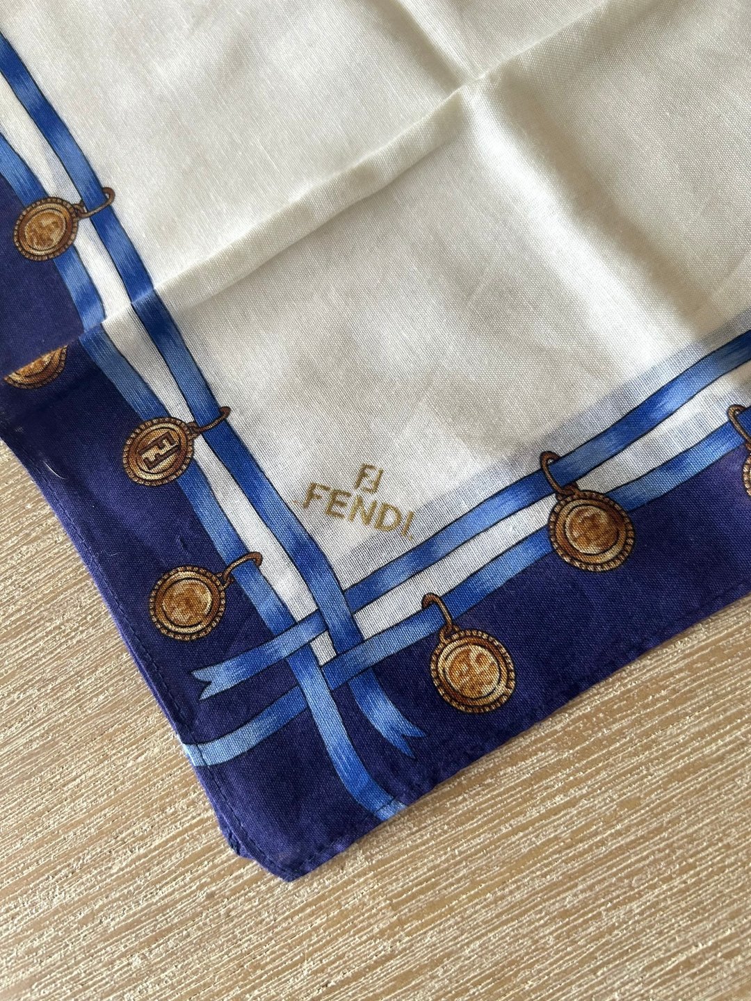 日本中古二手 FENDI 蓝白色金币方型丝巾 46x46cm - 丝巾 - 其他材质 蓝色