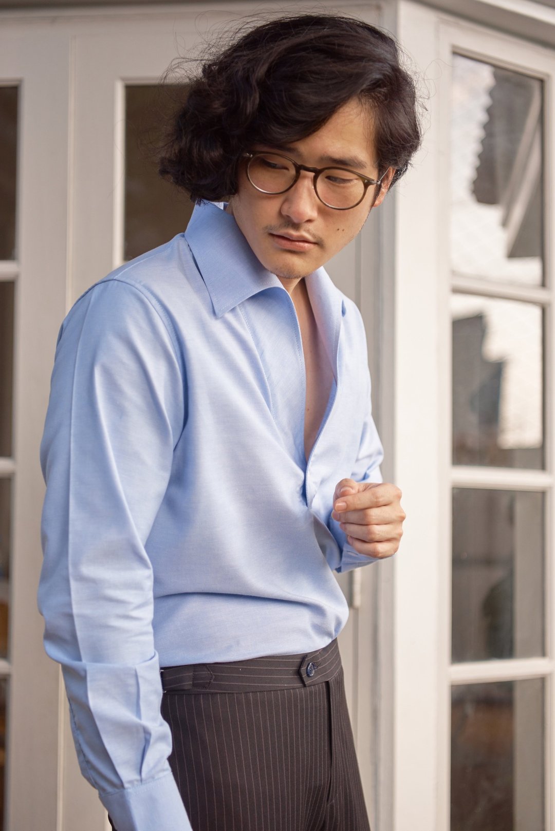 White shirt with grey elbow patch - 男装衬衫 - 棉 多色