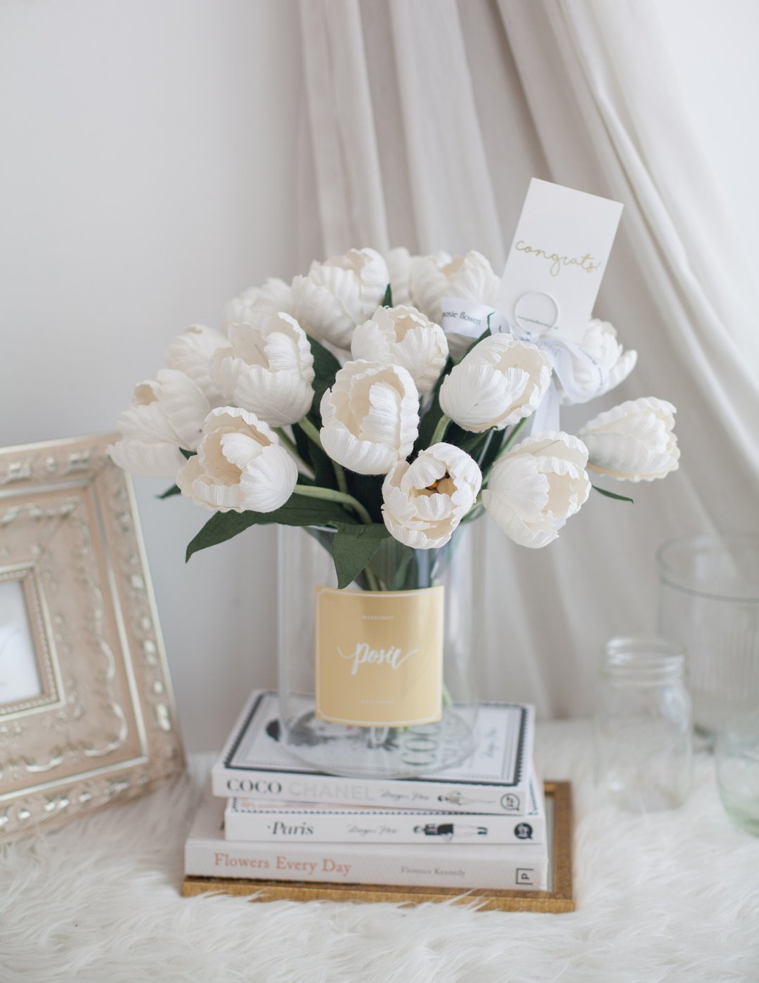 WHITE IVORY TULIP | Hampton Vase Flower for Decoration - 摆饰 - 纸 白色