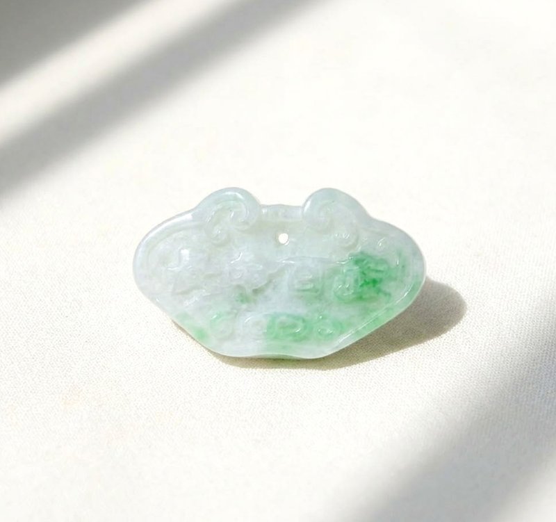 飘绿花翡翠长命百岁平安锁项链 | 天然缅甸玉A货翡翠 | 送礼 - 项链 - 玉石 绿色