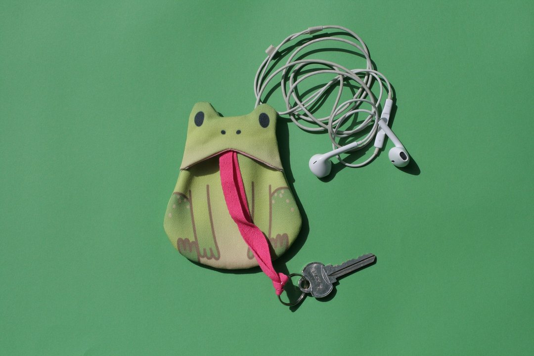 Handmade Green Frog Key Keeper - 其他 - 聚酯纤维 绿色