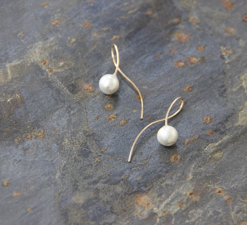 漫姿-日本棉花珍珠14KGF耳环 /  Gainly cotton pearl 14KGF e - 耳环/耳夹 - 其他金属 白色