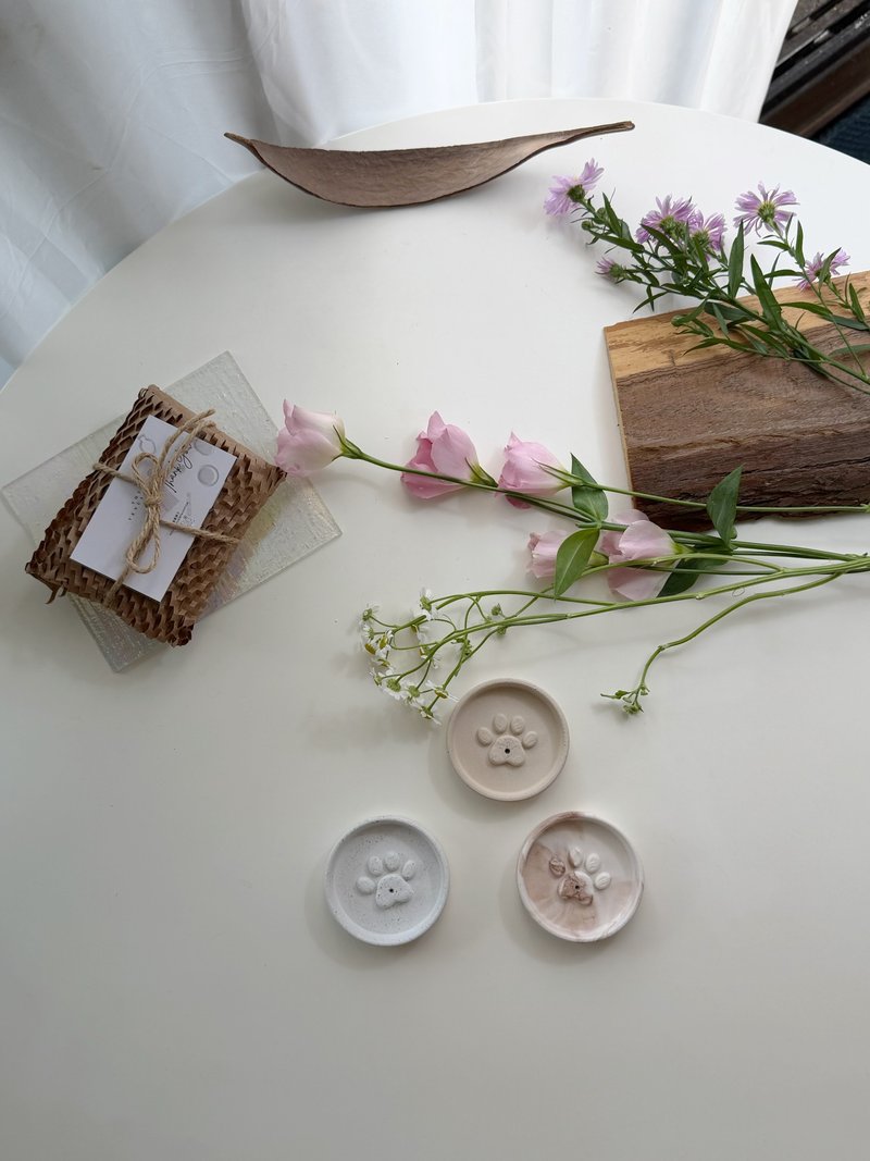 毛小孩线香座 - 香薰/精油/线香 - 环保材料 卡其色