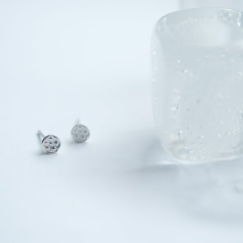 莲藕 小巧 耳环 925银 - 耳环/耳夹 - 其他金属 银色