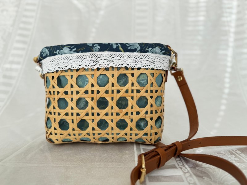 八角孔竹编斜背包 - 侧背包/斜挎包 - 竹 蓝色