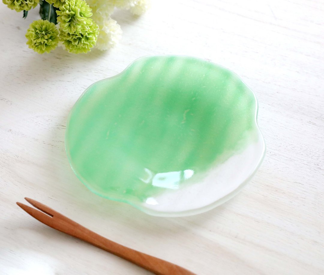 glass flower lover plate / flower lover patina / stripe - 浅碟/小碟子 - 玻璃 绿色