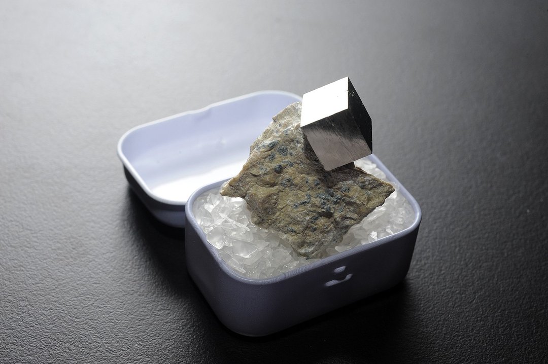 西班牙魔方黄铁矿 水晶 灵修 招财 破煞 防小人1 - 摆饰 - 贵金属 