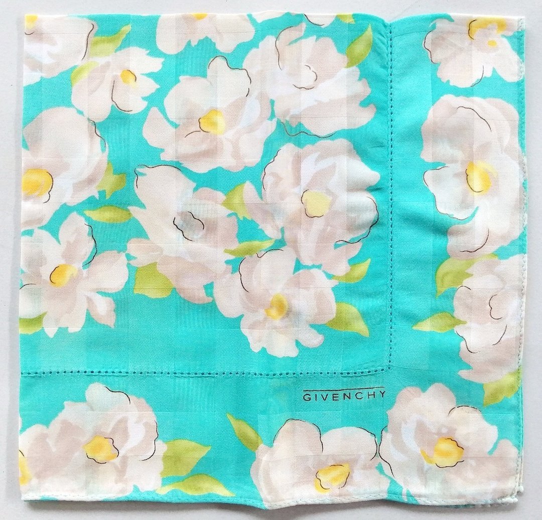 复古 Givenchy 花卉手帕 – 牡丹山茶花 19 x 18.5 英寸 - 手帕/方巾 - 棉 绿色