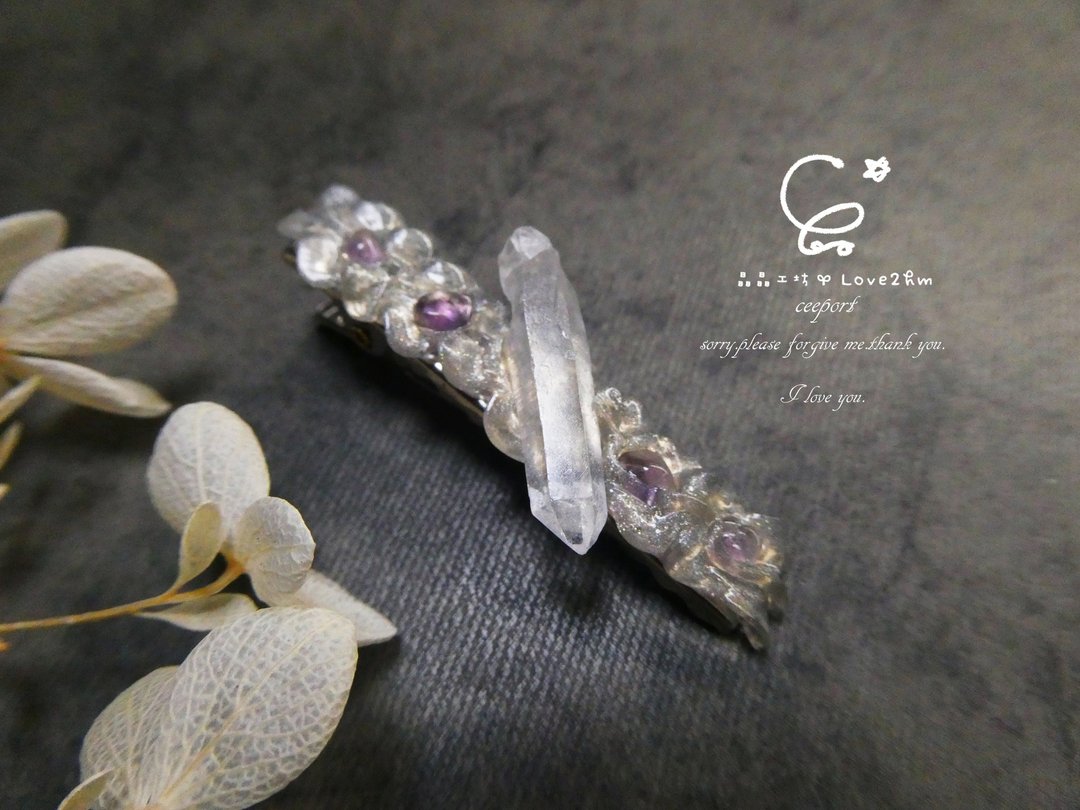 晶晶工坊*Love2hm【幸运小饰】-白水晶柱 紫水晶 压夹 发夹万用夹 - 发饰 - 宝石 白色