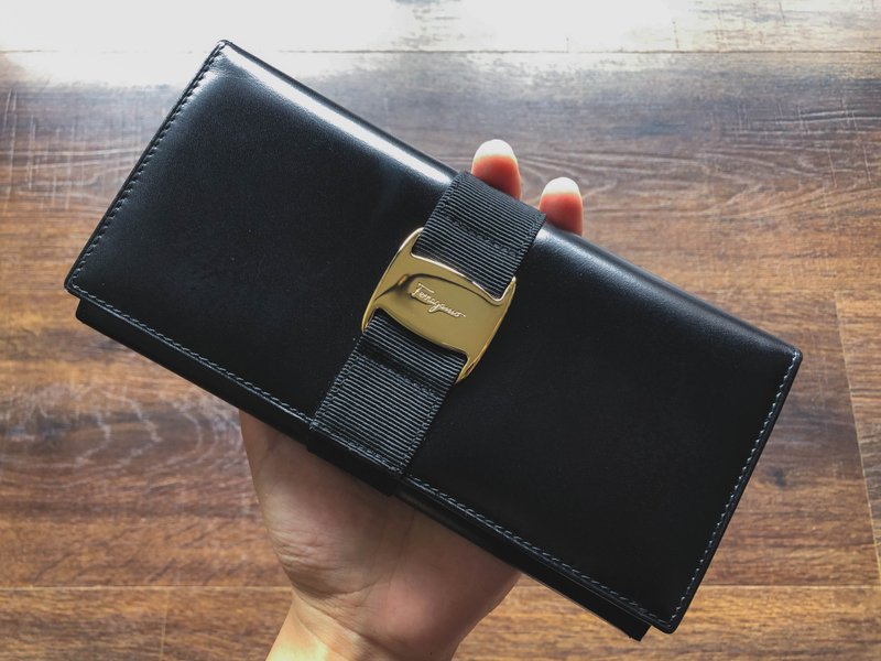 Salvatore Ferragamo 经典长夹 - 皮夹/钱包 - 真皮 黑色