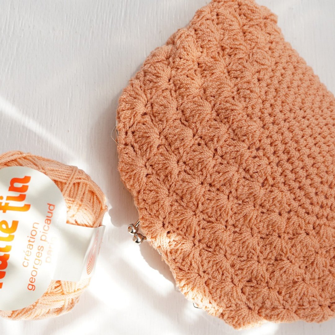 Ba-ba handmade Crochet pouch No.C1664 - 手提包/手提袋 - 其他材质 橘色