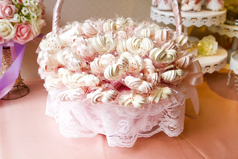 婚礼小物 棒装心型马林糖X100支(2色各半)+大提篮X1个 二次进场 - 蛋糕/甜点 - 新鲜食材 粉红色