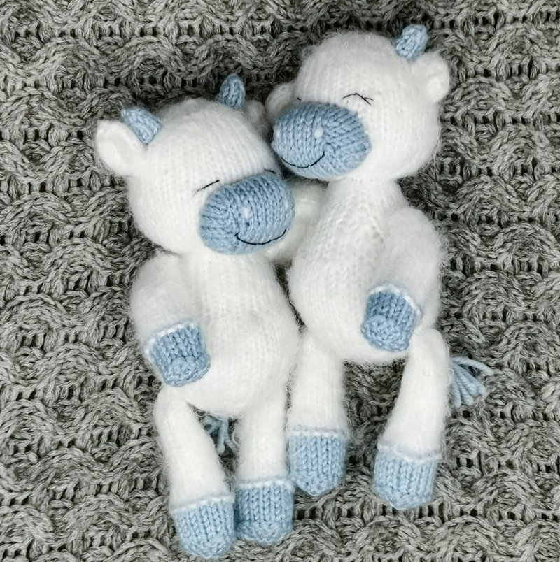 Pattern. Cute calf Ronnie knitting pattern. English and Russian PDF. - 手工艺教程/工具书 - 其他材质 