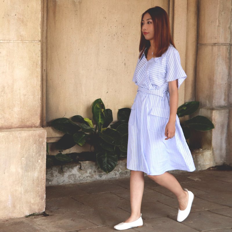 女装蓝白色条子高质布料 腰索绳 连衣裙 连身裙 - 洋装/连衣裙 - 其他材质 白色