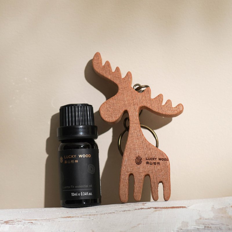 【 LUCKY WOOD】香柏木精油10ml + 香柏木钥匙圈 - 香薰/精油/线香 - 木头 