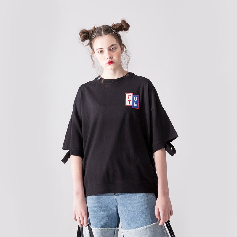 【中性款】 脇边绑带圆领短袖t-shirt / 黑色 - 女装上衣 - 棉．麻 黑色