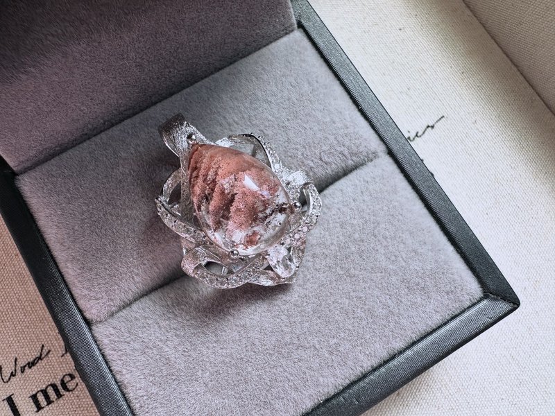 千层粉幽灵水晶吊坠-柔雾粉景的心灵花园 - 项链 - 水晶 