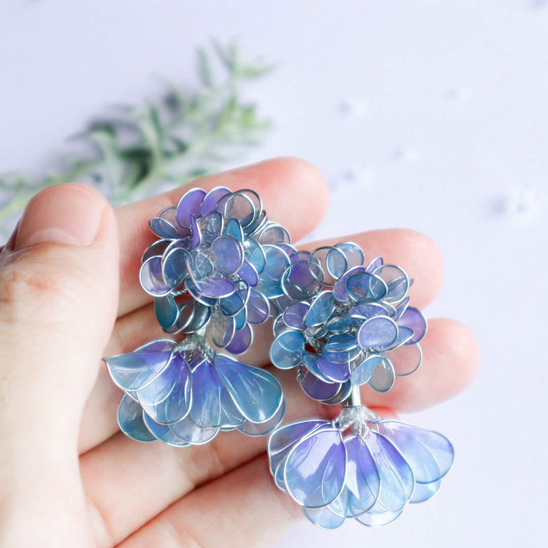 Goldfish earrings blue - 耳环/耳夹 - 其他材质 蓝色