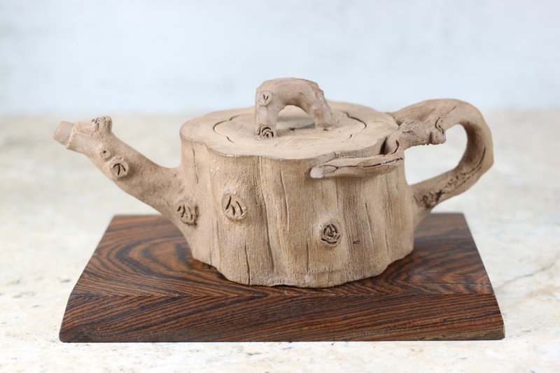 【送礼好物】树桩仿生壶 纯手捏壶 陶作家叶佳佩纯手工制 - 茶具/茶杯 - 陶 