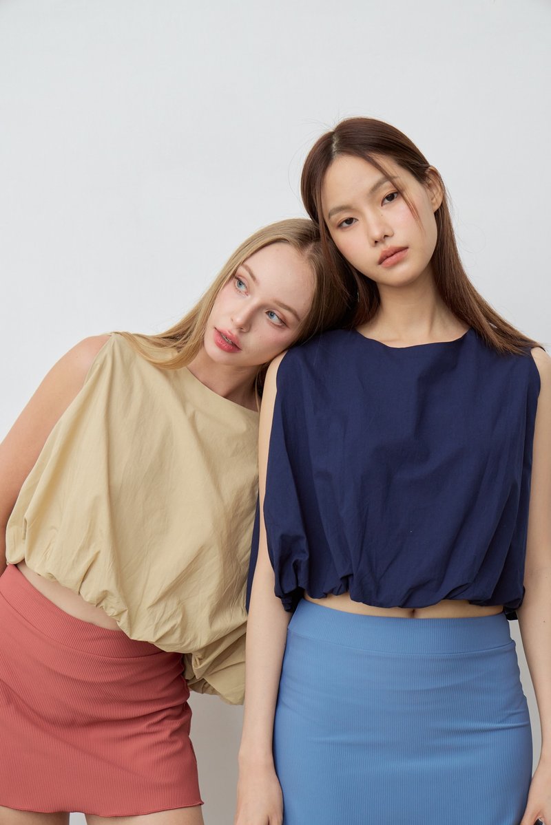 Sea Salt & Vinegar 气球缩口南瓜短版上衣 - 女装上衣 - 棉．麻 多色