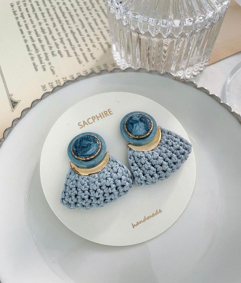 鈎织耳环 淡静 复古 日常配搭 莫迪蓝 灰蓝 - 耳环/耳夹 - 其他材质 蓝色