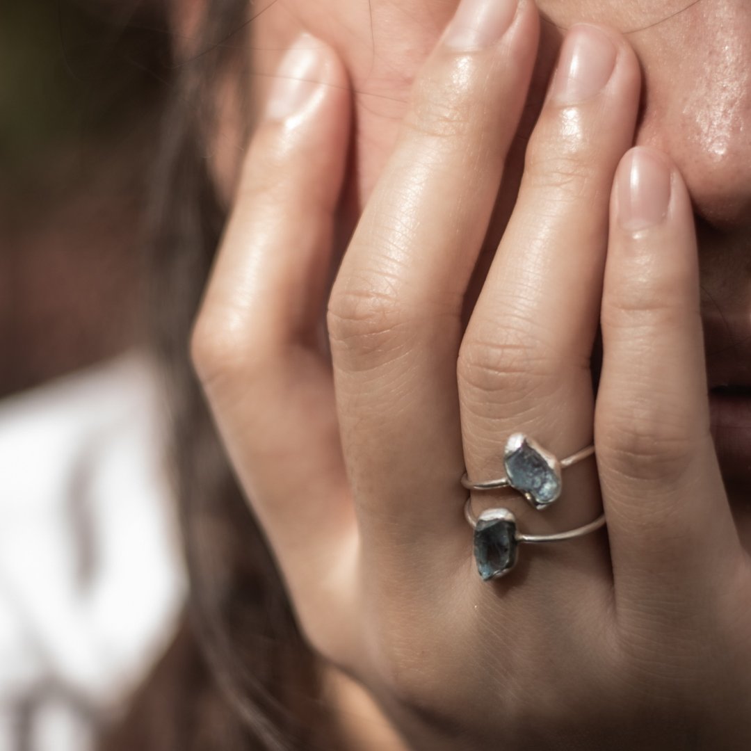 Aquamarine Raw Stone Ring - 戒指 - 纯银 透明